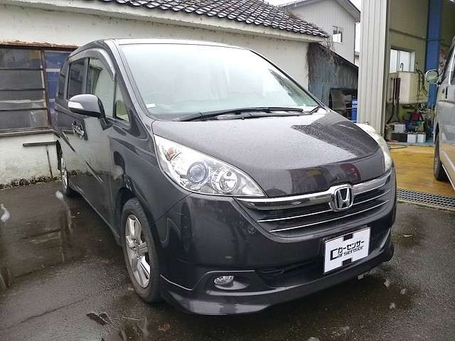 ステップワゴン2.0 G LSパッケージ