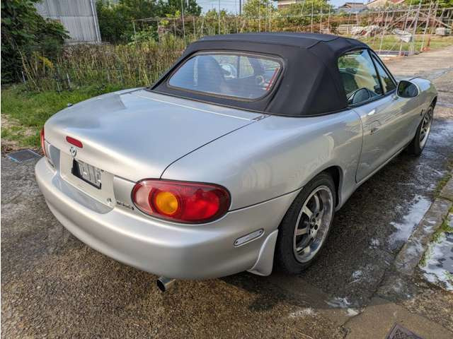 ロードスター1.8 RS