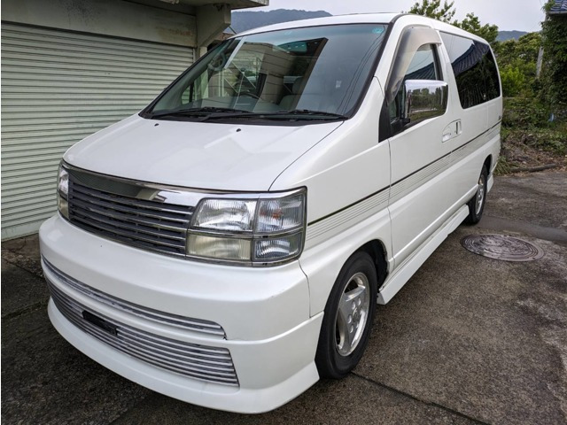 エルグランド3.3 ライダー 4WD