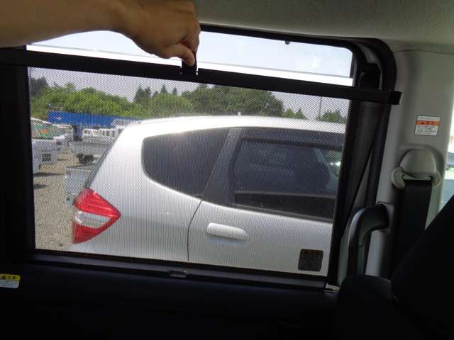 トール1.0 カスタムG リミテッド SAIII 4WD