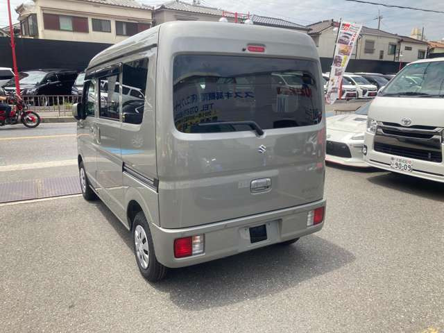 �V����CVT�̗̍p�ŗD�ꂽ�R�������!���S�����t�ň��S�A�y�������s�ł��܂�!�L�������͑��ʂȉו��̐ύڂ��\!�V�[�g�A�����W�ł��g�p�V�[���L����܂�!���d������v���C�x�[�g�܂ŋ��������ɂȂ邨�Ԃł�!