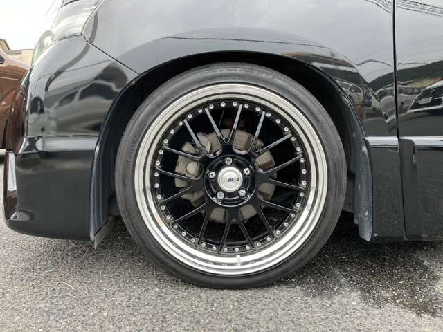 トヨタ ヴェルファイア 2.4 Z WORK20インチアルミ・車高調・8インチ  