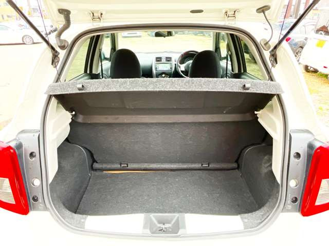 �����̑���t���J�[�i�r��h�����R�Ȃǂ̗p�i�̎��t�����s���Ă���܂�!���C�y�ɂ����k��������! TEL:0138-83-5680