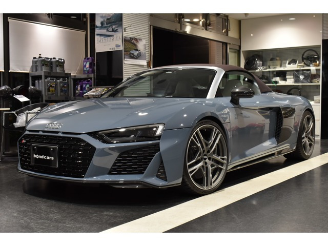 R8スパイダー(アウディ) V10 パフォーマンス 5.2 FSI クワトロ 4WD　カーボンブレーキ カーボンエクステリア 中古車画像