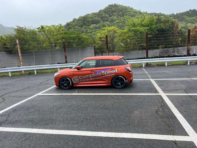 �[�Ԍシ���ɑ��U�`���[��!REVSPEED�f�ڍ�!�G���W����~�b�V�����͂��̂܂܁A�X�C�X�|�̃I���W�i���ԍ����𗬗p�B�}�t���[�����Ŕr�C����UP!�d�オ��͔��Ɋy�������!�X�ܓW����!�����X���҂����Ă���܂�!