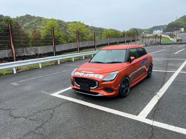 �[�Ԍシ���ɑ��U�`���[��!REVSPEED�f�ڍ�!�G���W����~�b�V�����͂��̂܂܁A�X�C�X�|�̃I���W�i���ԍ����𗬗p�B�}�t���[�����Ŕr�C����UP!�d�オ��͔��Ɋy�������!�X�ܓW����!�����X���҂����Ă���܂�!