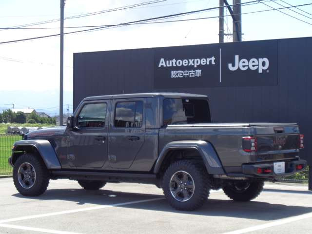 グラディエーター3.6 ルビコン 4WD