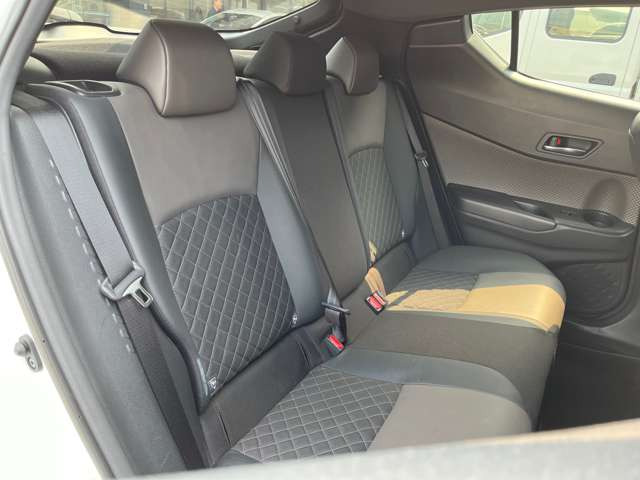 �����Ō��Ԃ����ɗ��鎖���o���Ȃ����q�l�͂����k���������܂����C�ɂȂ镔���͎ʐ^��������v���܂���