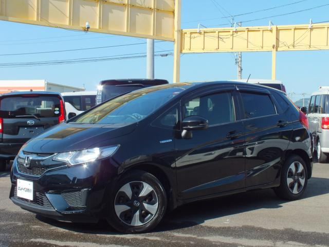 フィット1.5 ハイブリッド Fパッケージ