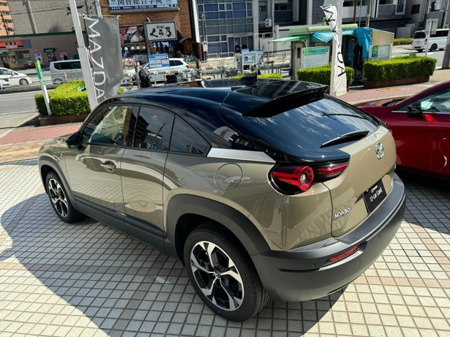 MX-30ロータリーEVナチュラル モノトーン