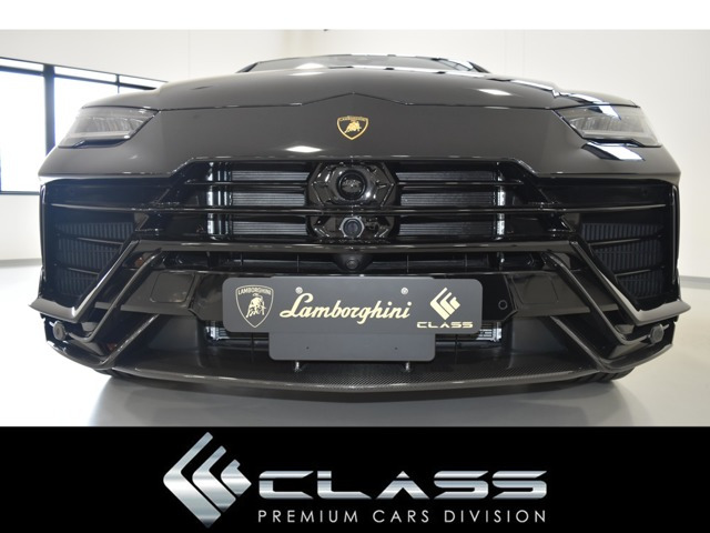 ウルスペルフォルマンテ 4WD