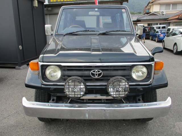 ランドクルーザー704.2 LX ディーゼル 4WD