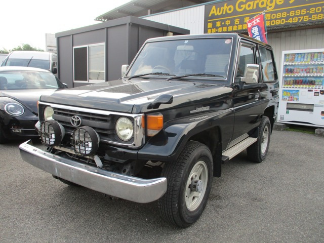 ランドクルーザー704.2 LX ディーゼル 4WD
