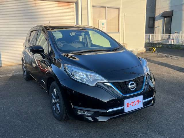 ノート1.2 e-POWER メダリスト ブラックアロー