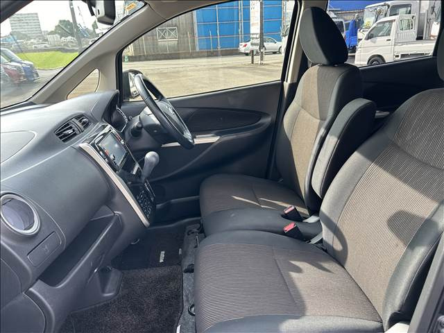 中古軽自動車の場合、登録に住民票が必要となります!お早目のご納車をご希望の場合は、事前にご準備いただき来店いただけると納車までがスムーズになります!