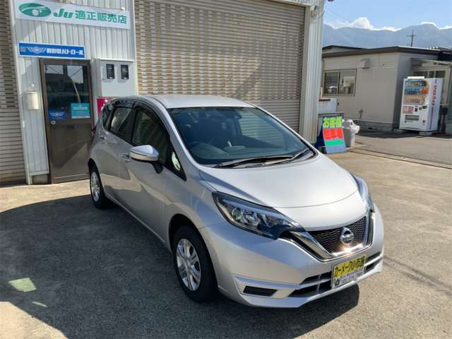 ノート1.2 X FOUR 4WD