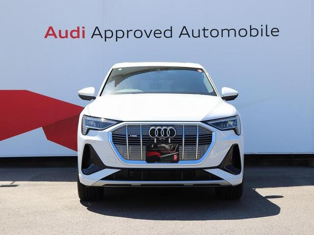 e-tronスポーツバック55 クワトロ Sライン 4WD