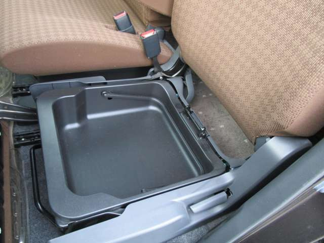 ����ȃV�[�g���ɕ֗��Ȏ����^�щ\��BOX�t��!