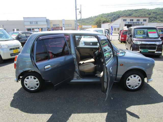 ���������Ђɂă��[���N���[�j���O�s���Ă���܂�!�����S��������!