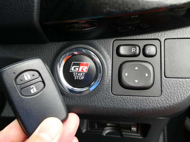 ★感染症対策を兼ねてご来店の際は事前にご予約をお願いしております。ご予約優先での接客、作業をしておりますので、事前予約無しでのご来店の場合、お待ち頂く、または再来店をお願いするケースがございます。