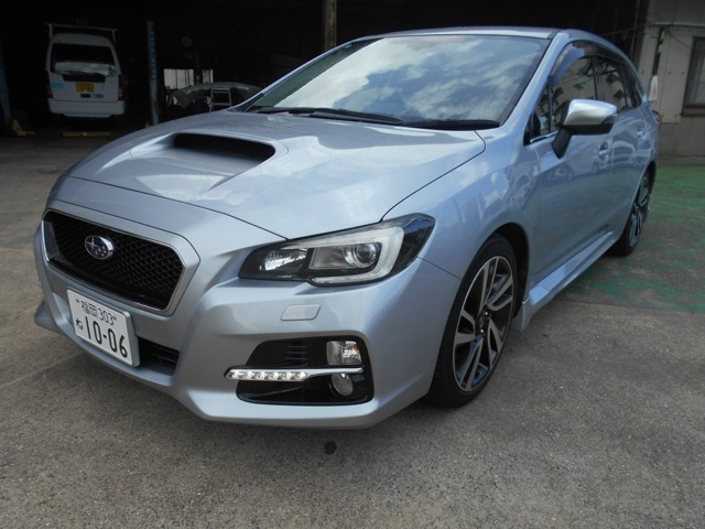 レヴォーグ2.0 GT-S アイサイト 4WD