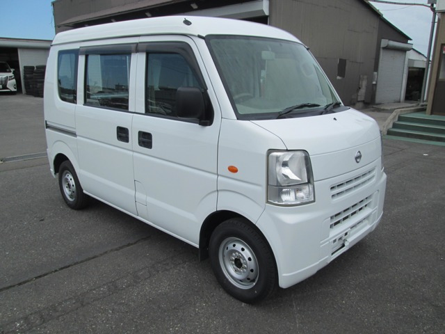 NV100クリッパーDX ハイルーフ 4WD