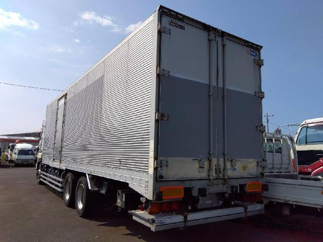 プロフィア冷凍冷蔵車