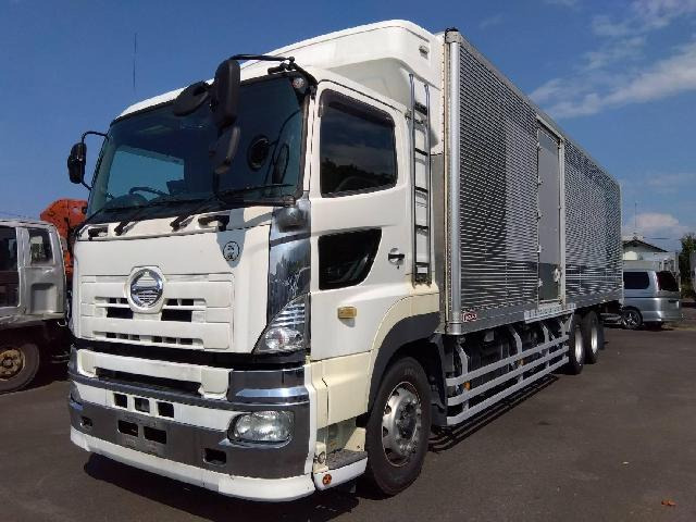 プロフィア冷凍冷蔵車