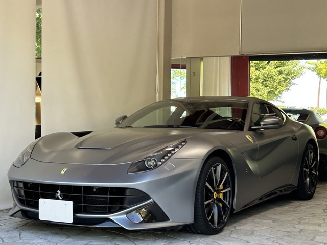 F12ベルリネッタ(フェラーリ) F1 DCT　フロントリフト LEDカーボンステアリング 中古車画像