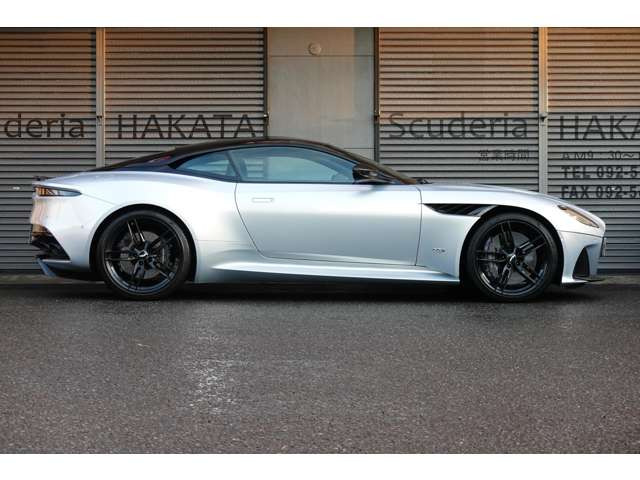 �S���[�Ԓv���܂��B�����̂����������A�c���ݒ�^���[�������p�\�ł��̂ŁA���C�y�ɂ��₢���킹���������B