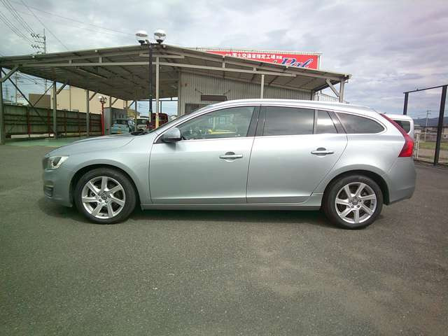 V60T4 ラグジュアリーエディション