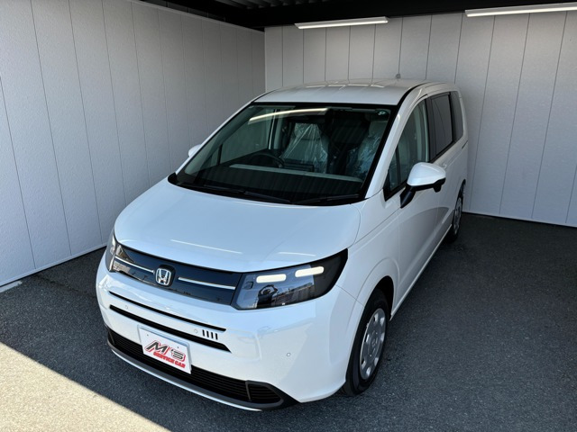 フリード(ホンダ) 1.5 e:HEV エアー 4WD　登録済未使用車 両側電動スライドドア 中古車画像