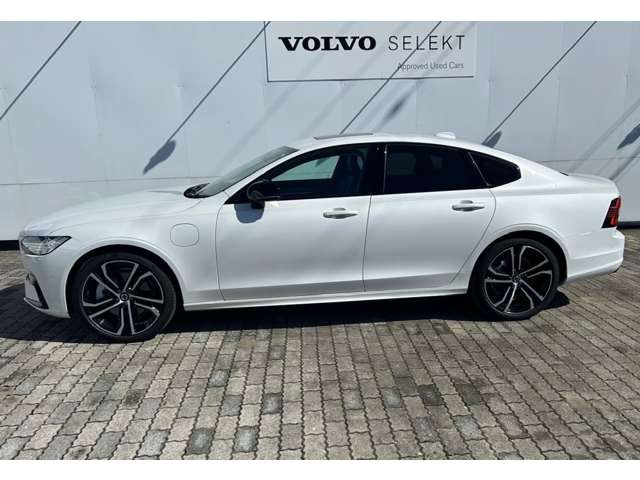 S90リチャージ PHEV T8 AWD アルティメット 4WD