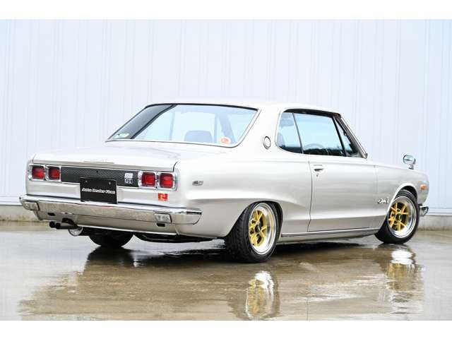 スカイラインクーペ2.0 GT