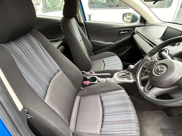 ���̋Ǝ҂ɂ������ې􂢁A�V�[�g�̃^�o�R�Ȃǂɂ��R�Q���̃��y�A��(�L��)�������Ă���܂��B