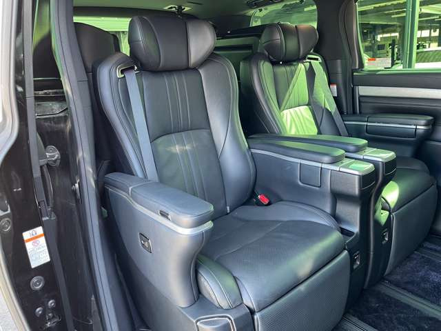 当店車両をご覧頂き、誠にありがとうございます!お気軽に0120-84-3310までお問い合わせ下さい☆