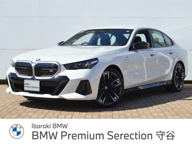 i5M60 xドライブ 4WD