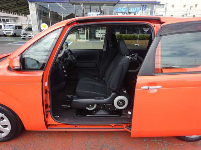 ポルテ1.5 F ウェルキャブ サイドアクセス 脱着シート仕様 Aタイプ 手動式