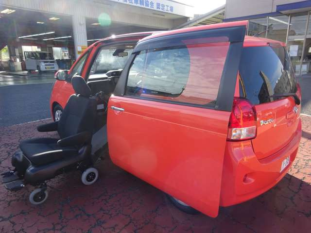 ポルテ1.5 F ウェルキャブ サイドアクセス 脱着シート仕様 Aタイプ 手動式
