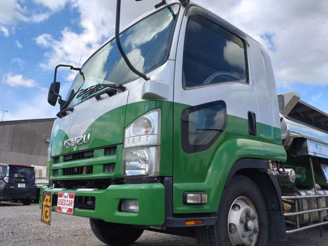 �y�����ԁE���ʎ����ԁ`�_���v�E���j�b�N�A�E�^���N���[���[�E�A�[�����[���A�E�[�_���v�E�p�b�J�[�ԁA�E���{�f�B���݌ɑ���!