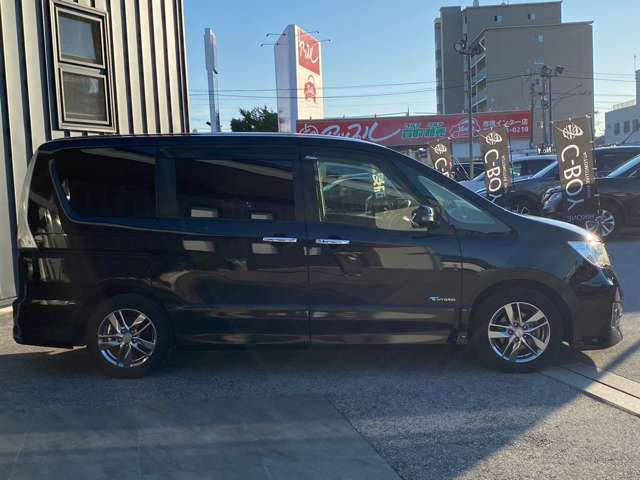 特殊なお車の制作や販売も可能です!(キッチンカーや積載車、ダンプカーやレプリカ車、バスなどなど)流行りのSUVは勿論、EV(電気自動車)やハイブリッド(PHEV含む)も納車実績がございます!何でもご相談を!