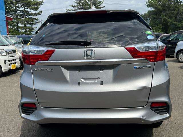 シャトル1.5 ハイブリッド 4WD