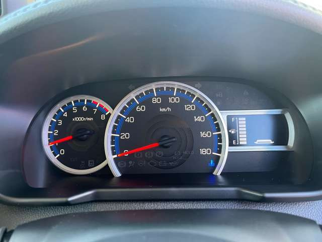 ルーミー1.0 カスタム G 4WD