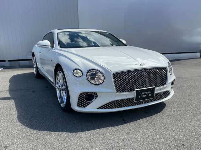 コンチネンタルGTV8 アズール 4WD