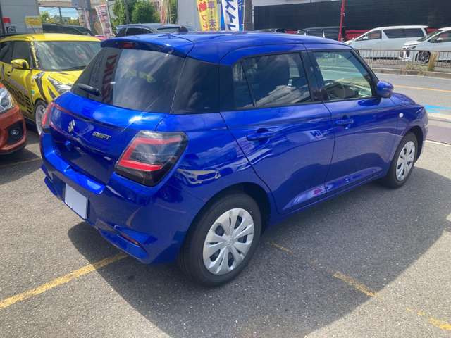 最新モデル燃費も良好なスイフトお買い得価格で販売中お好きなオプショングレードカラー選べます