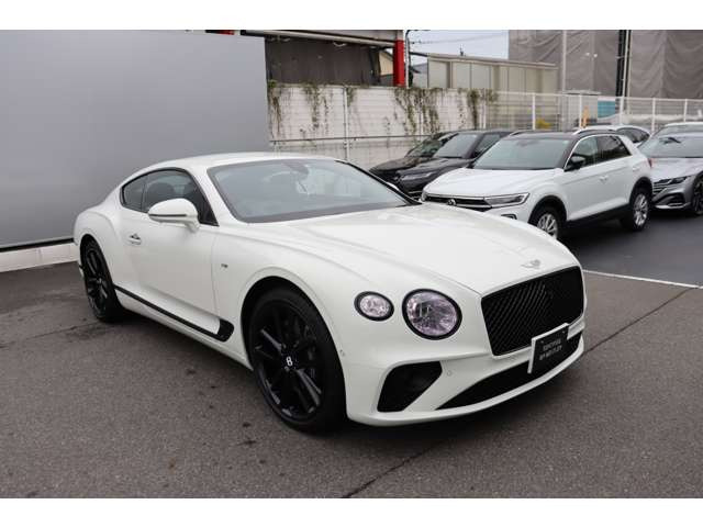 コンチネンタルGTV8 4WD