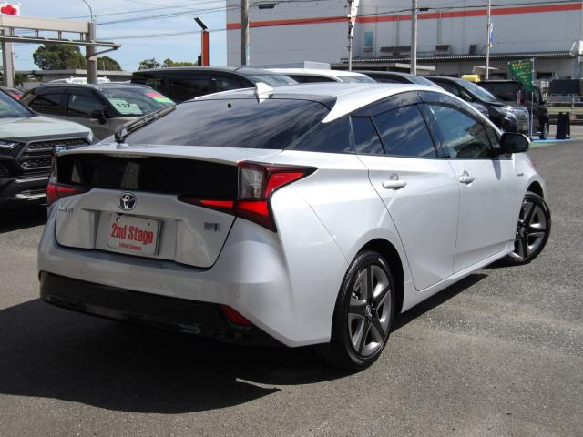 プリウス1.8 S ツーリングセレクション