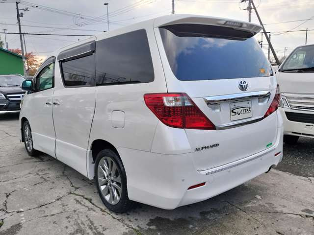 自社板金工場も御座いますので、エアロの取り付けからエアロ修復、そして、気になる小傷や事故の修理・修復、もちろん全塗装まで格安で致します何でもお任せ下さい!