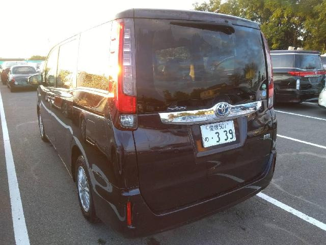 ノア1.8 ハイブリッド G