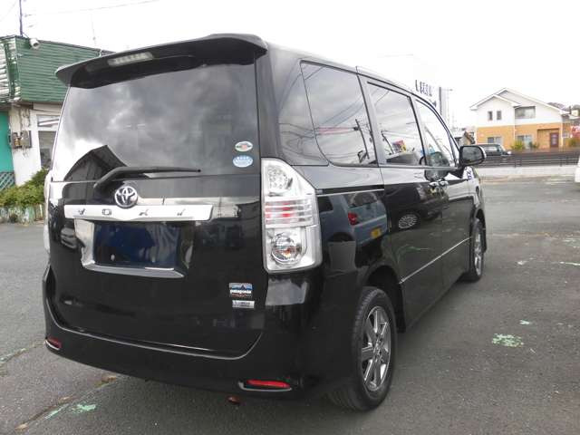 ヴォクシー2.0 ZS 煌 4WD